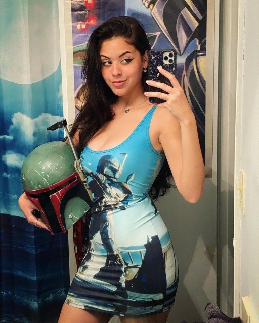 Happy #RevengeOfTheFifth 😈 from your favorite Fett-obsessed cosplayer.....#bobafett #bobafettcosplay #mandalorian...