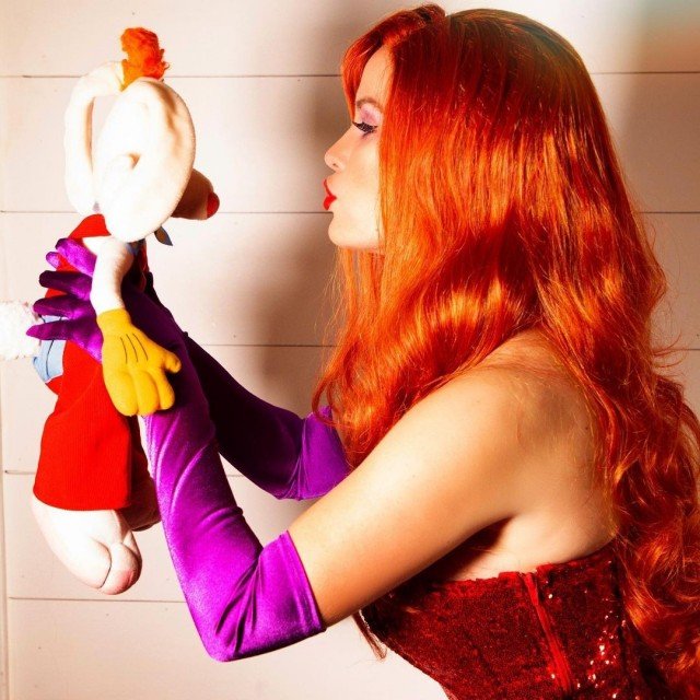 “I'm Not Bad, I'm Just Drawn That Way”.#jessicarabbit #jessicarabbitcosplay #whoframedrogerrabbit