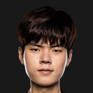 Player Deft Photo